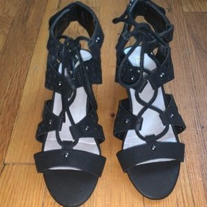 Children's Place Black Sandals size 2